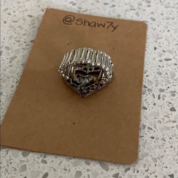 HEART RING - Picture 3 of 3